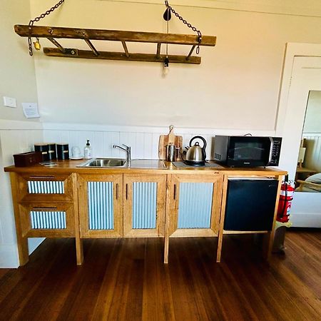 The Station House Apartment Шефилд Екстериор снимка