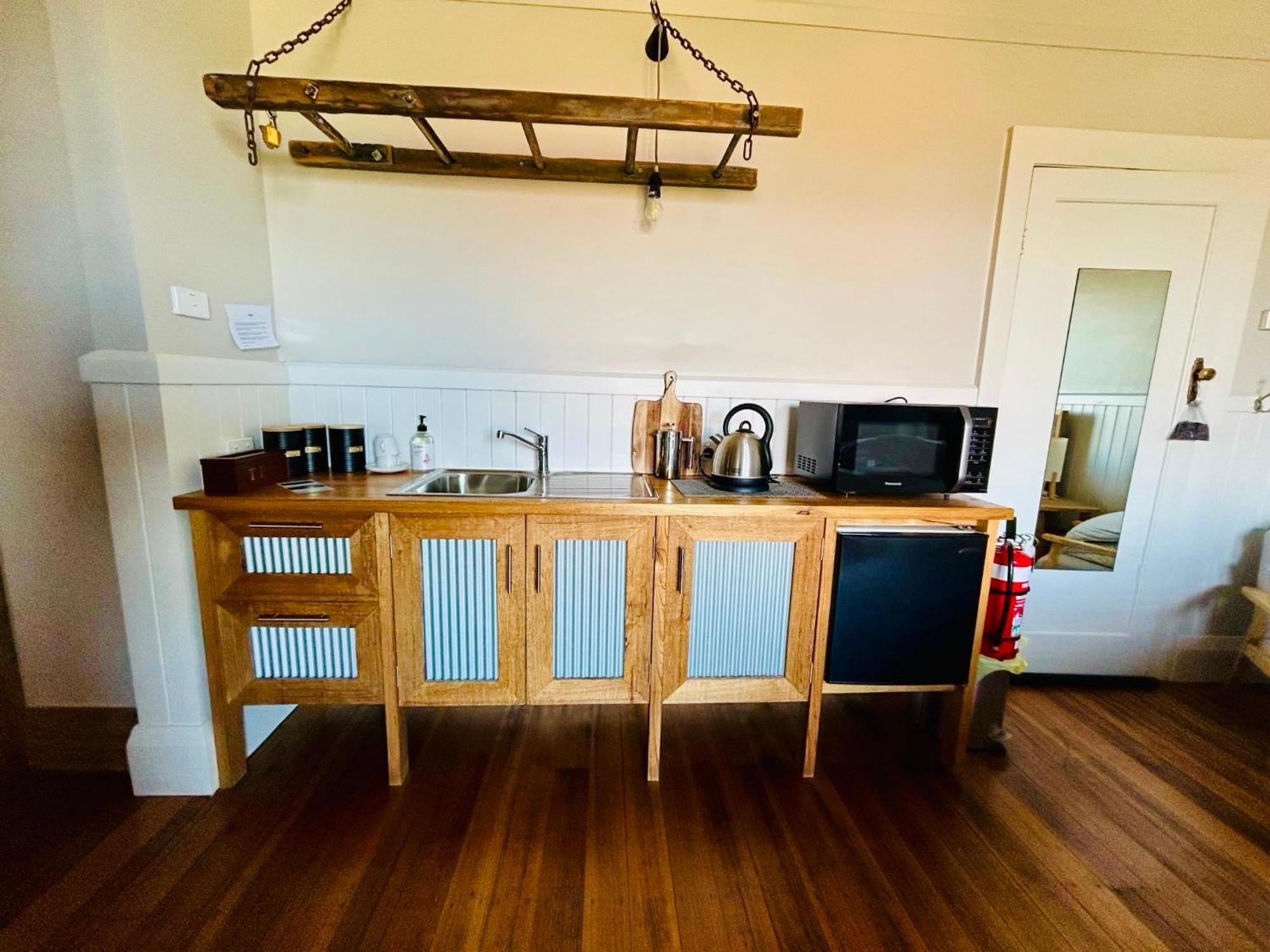 The Station House Apartment Шефилд Екстериор снимка