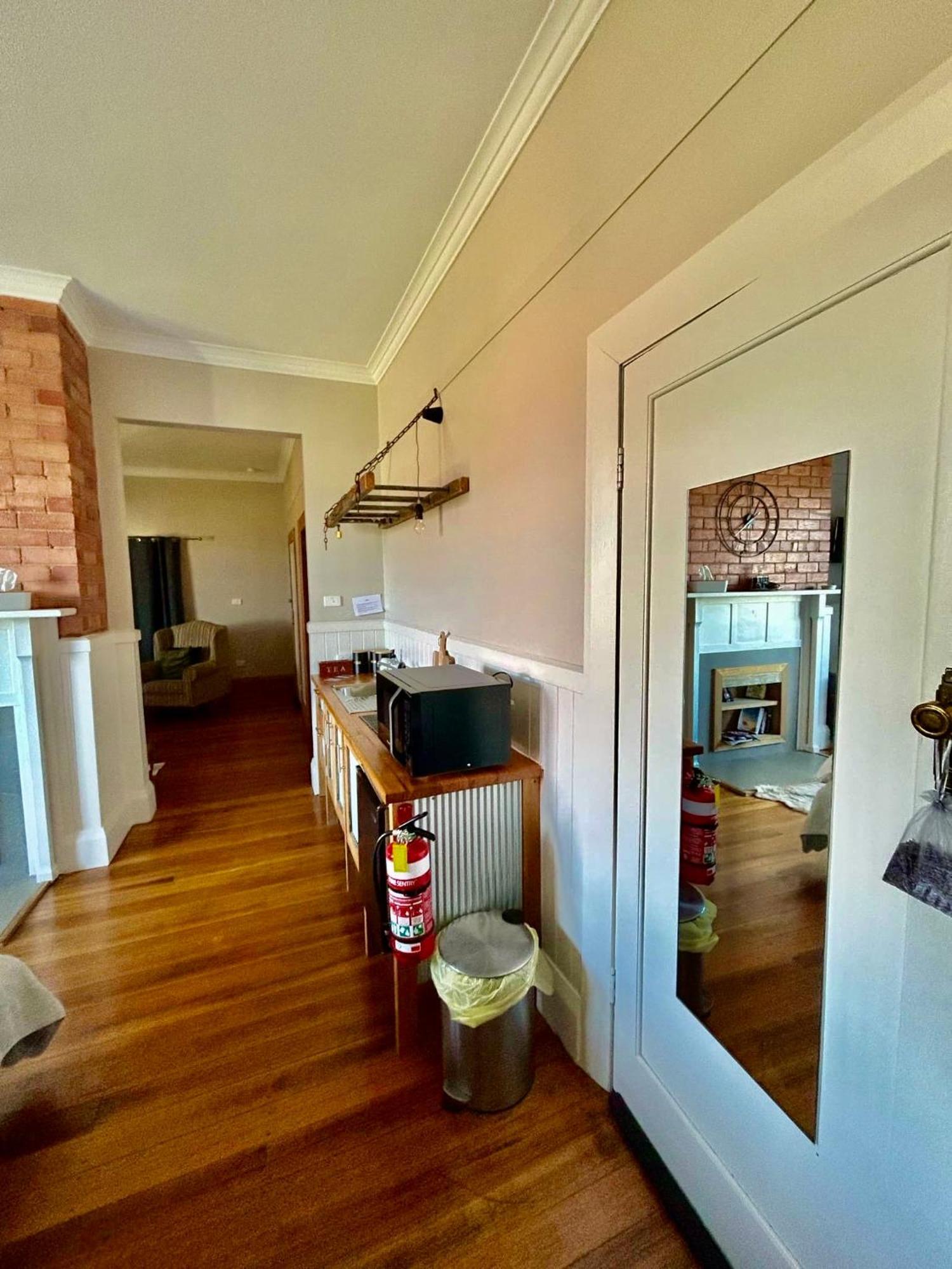 The Station House Apartment Шефилд Екстериор снимка